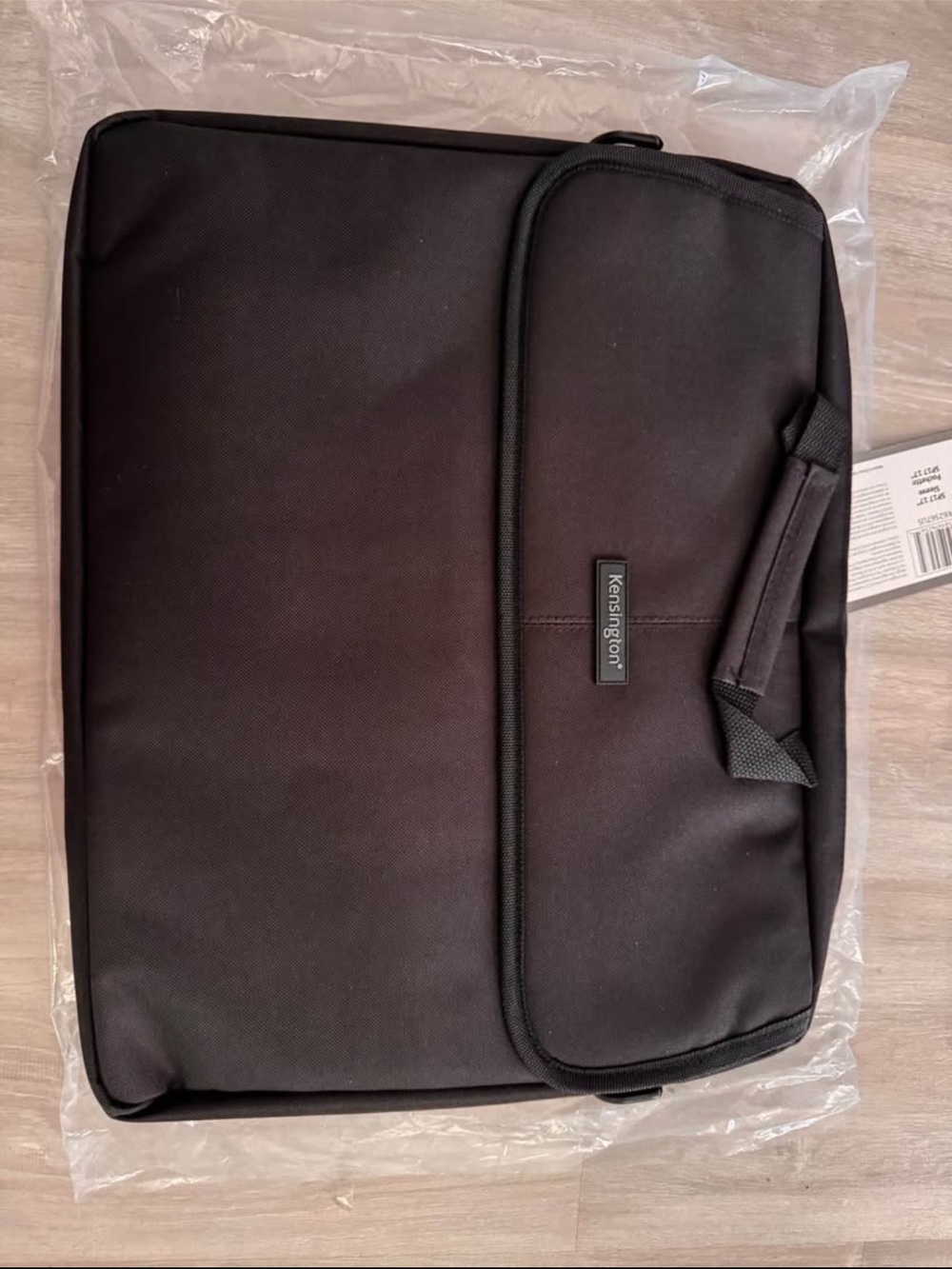 Kensington Laptop Case - Slim Professional Sleeve